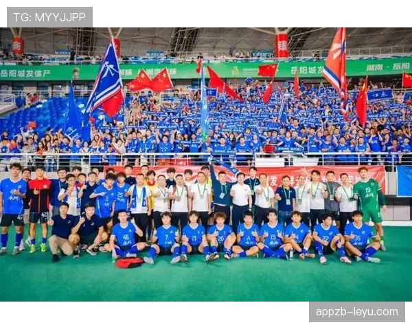 精彩瞬间：昨夜足球赛场上演难忘高光时刻