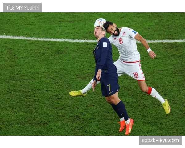 格列兹曼与马竞球迷激情互动，状态回暖重现昔日辉煌