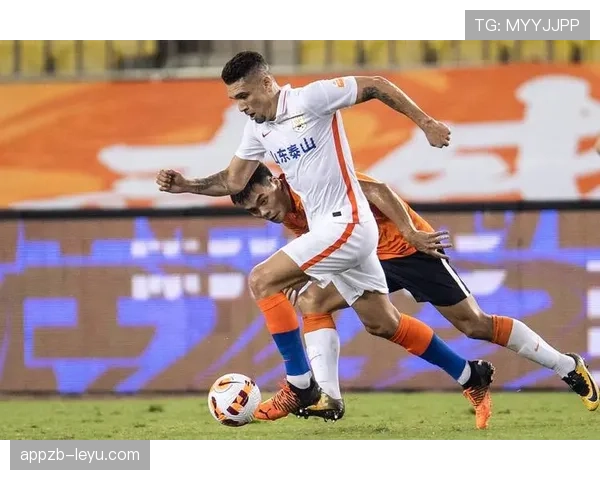 郑优营技术特点解析:盘带出色传球精准,进攻端表现稳健