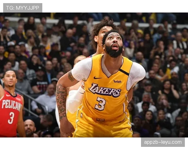 罗斯突破杀伤主导进攻，改变防守布局